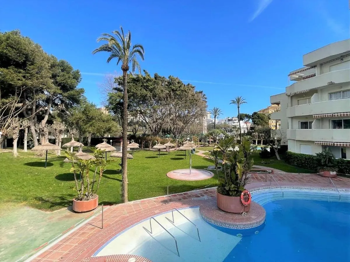 Belvilla By Oyo Apartment In Benalma¡Dena Benalmádena